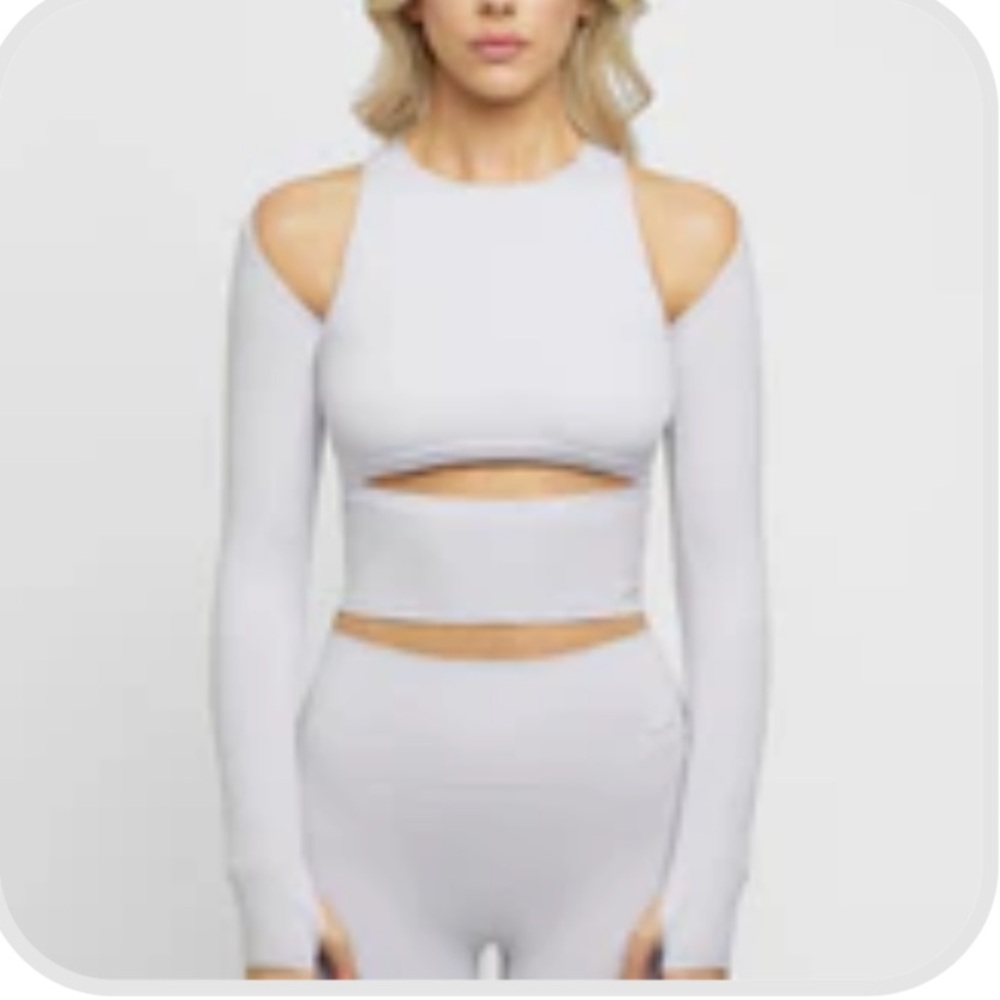 Nama clo lavender Top and Shrug